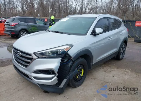 2016 Hyundai Tucson Sport из США, поврежденный, VIN KM8J33A27GU228010